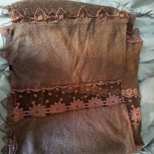 Beautiful scarf ( brown)